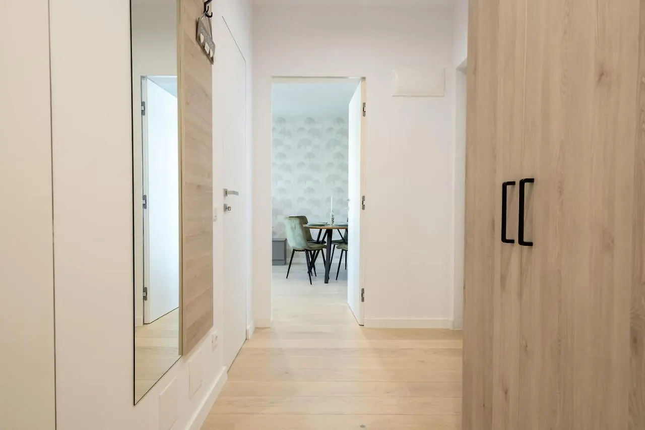 Spring Stylish Apartment Pipera Bucureşti România