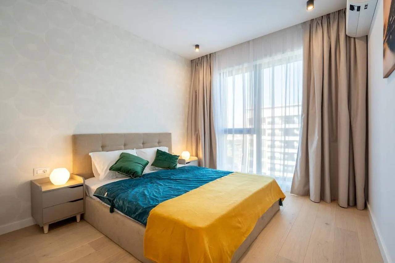 Spring Stylish Apartment Pipera Bucureşti România