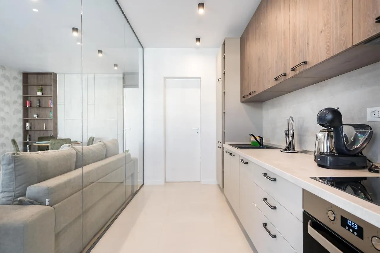 Spring Stylish Apartment Pipera Bucureşti