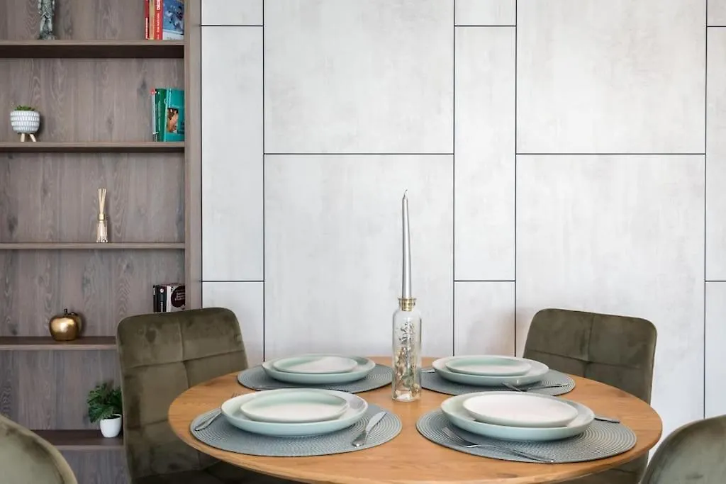 Spring Stylish Apartment Pipera Bucureşti