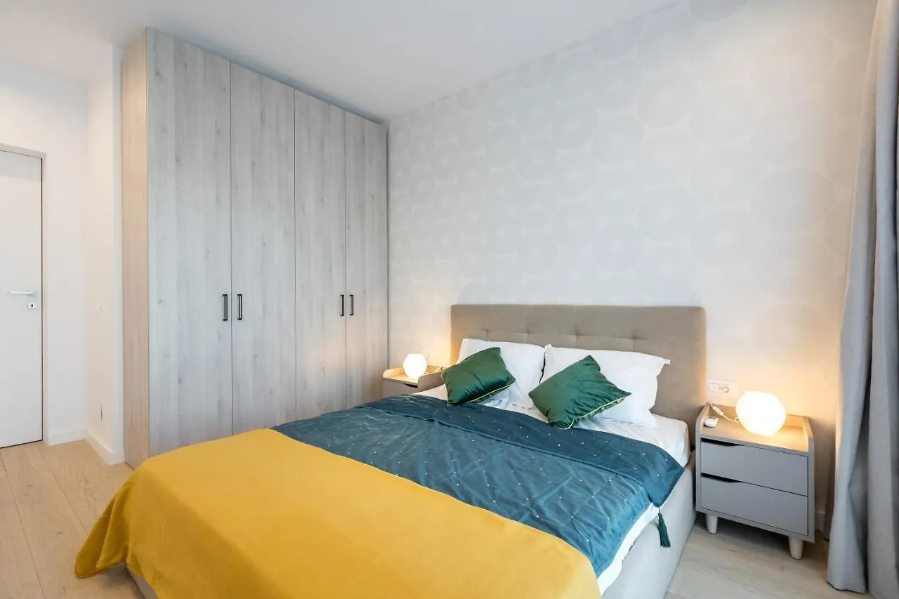 Spring Stylish Apartment Pipera Bucureşti